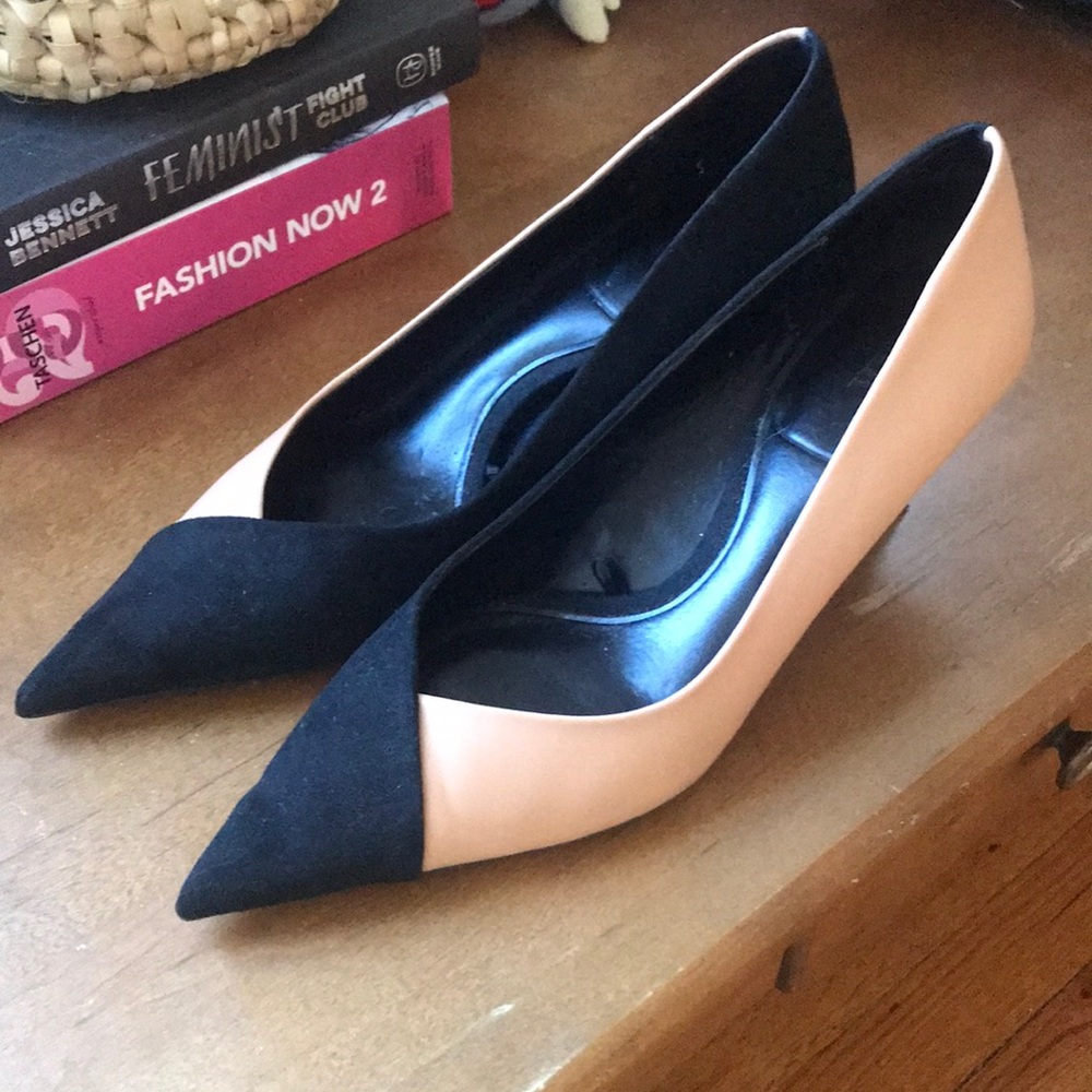 Zara heels, tan and black  leather and suede. Pumps size 39, or 8.5 barely worn.